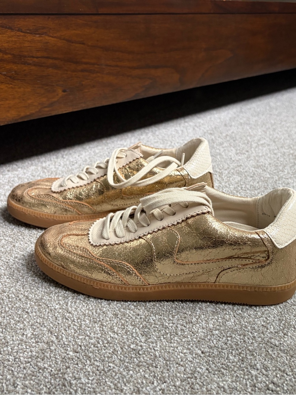 Dolce Vita Notice Sneaker Gold